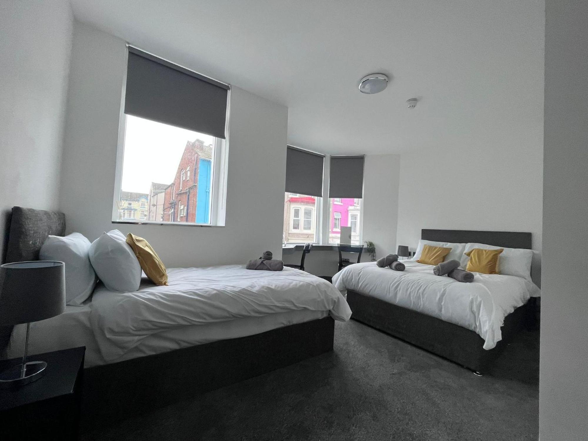 The White House Vegas Suites 黑潭 外观 照片
