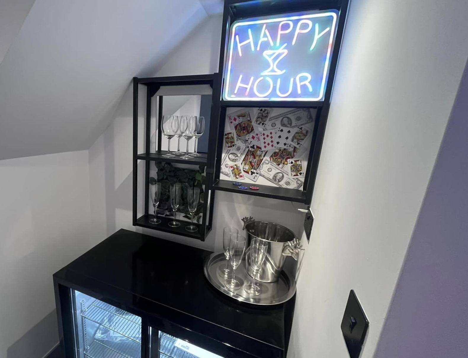 The White House Vegas Suites 黑潭 外观 照片